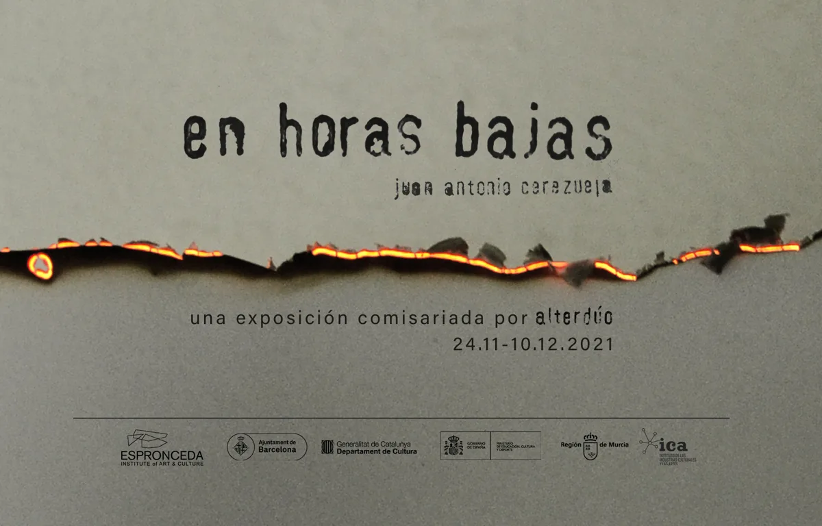 Promotional poster for En horas bajas by Juan Antonio Cerezuela at Espronceda Institute of Art and Culture, Barcelona.