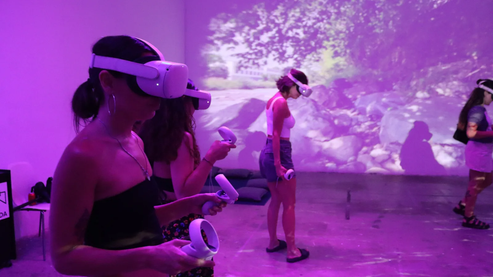 SPINNING IN FLUID DREAMS en Espronceda